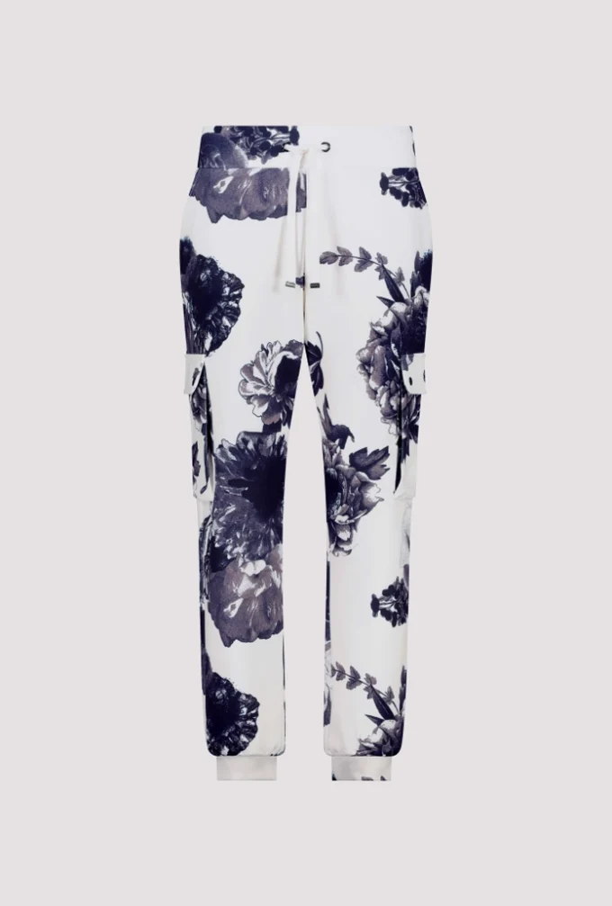 Monari-Jogging  with Floral Print- Deep Ocean/ white - Image 7