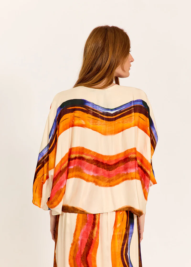 Lauren Vidal- Printed Poncho Top Tova Apricot- Orange - Image 5