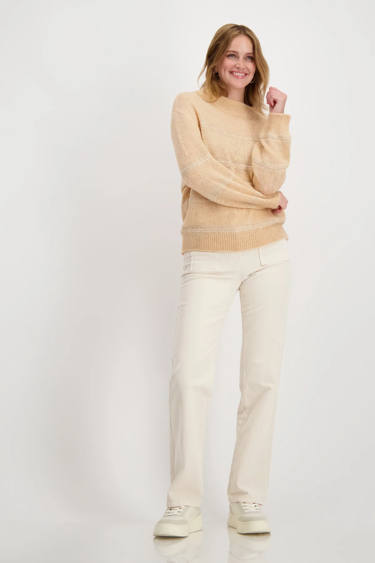 Monari- Stand- Up  Collar - Image 2
