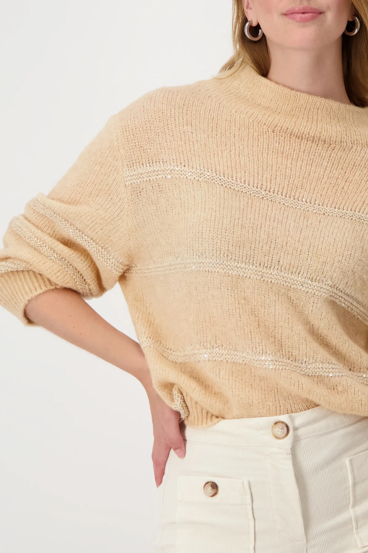 Monari- Stand- Up  Collar - Image 4