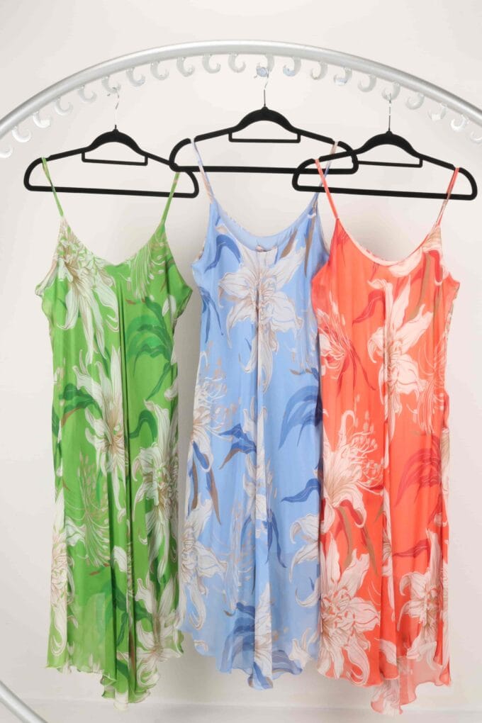 New- Made In Italy- Silk Dress  ( size fit : S-L) - Image 2