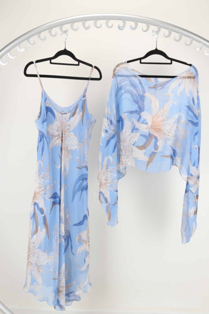 New- Made In Italy- Silk Dress  ( size fit : S-L)