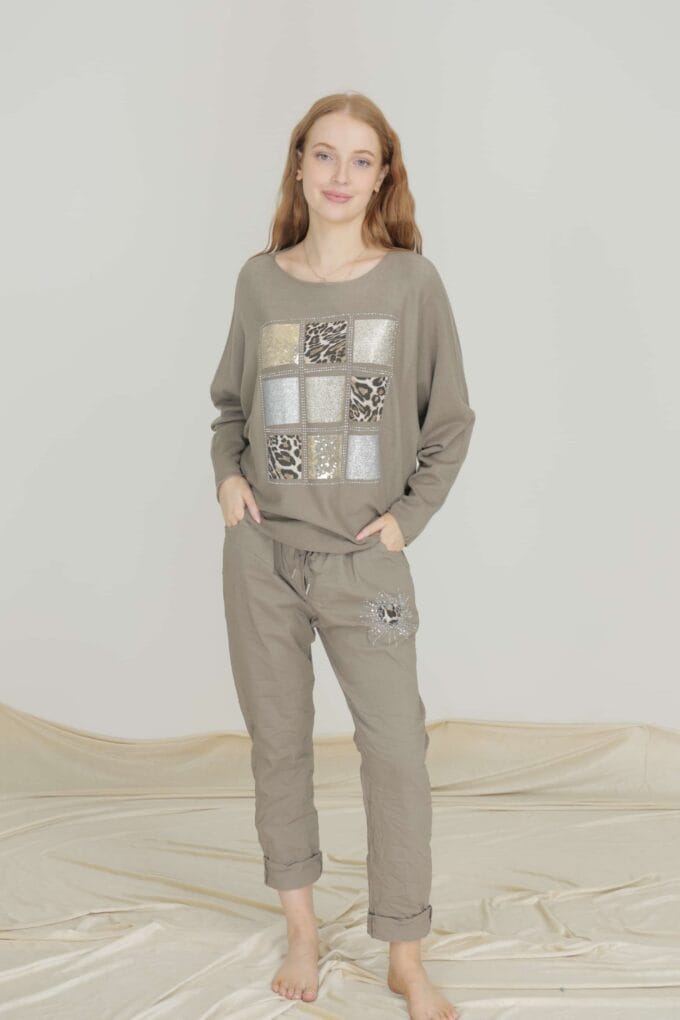 Made in Italy-  Very Soft Jumper with Print in 4 colors
