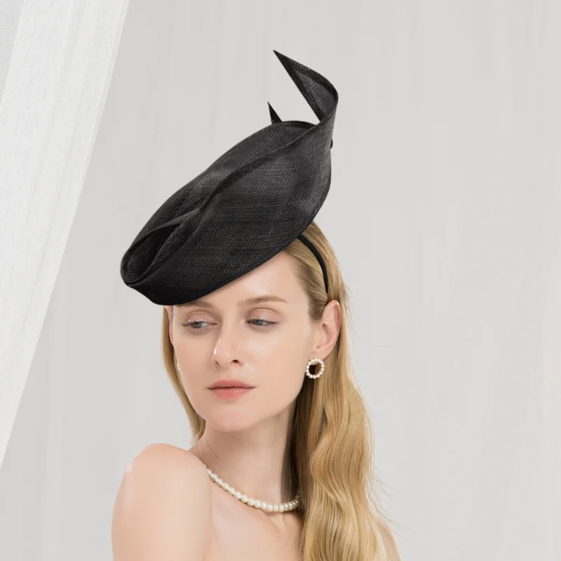 Fascinator- Hand Made Fascinator for Wedding and Racing - Image 3