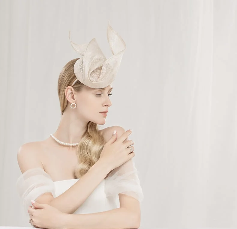Fascinator- Hand Made Fascinator for Wedding and Racing - Image 5